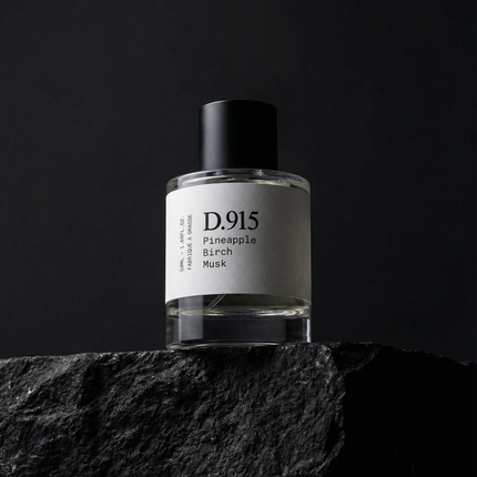D.915